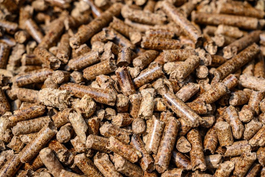 Can You Use Pellets In A Charcoal Grill? 4 Types