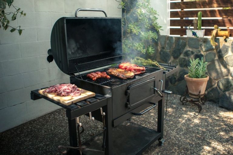 Smoking On A Grill When You Don’t Have A Smoker